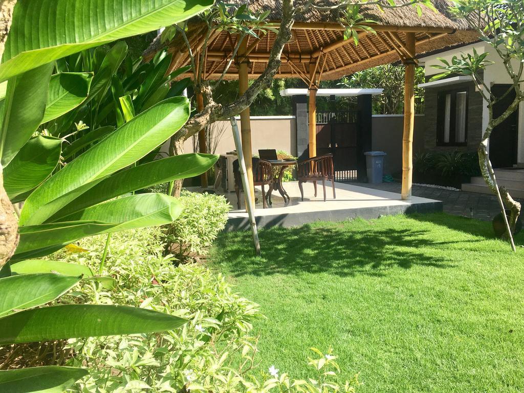 The Celuk Homestay Jimbaran Dış mekan fotoğraf